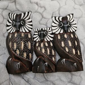 3 PC. WOODEN OWL FAMILY, HAND PAINTED AND POLISHED, NEW!